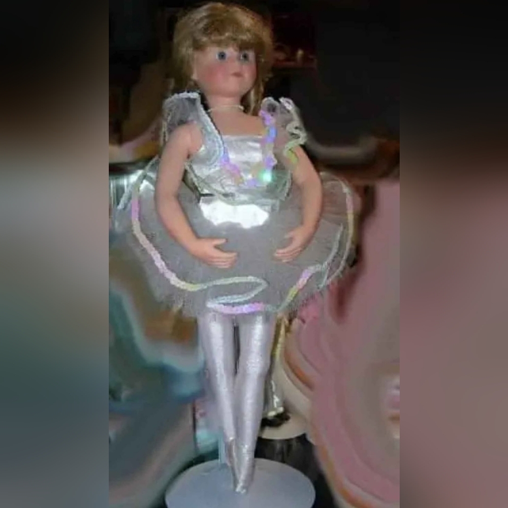 Susan Wakeen Jeanne Vinyl Ballerina doll 17.5"